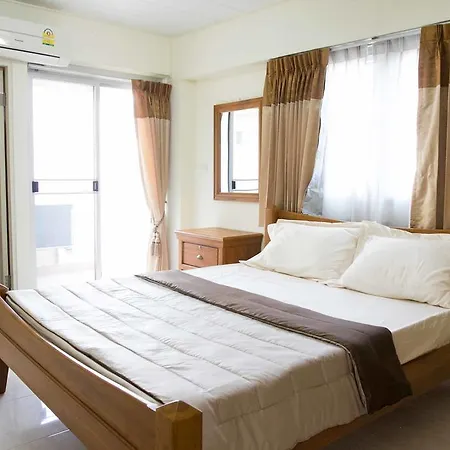Jitthamas Residence
